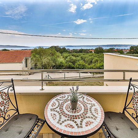 Stunning Apartment In Kastel Luksic With Wifi Kaštela エクステリア 写真